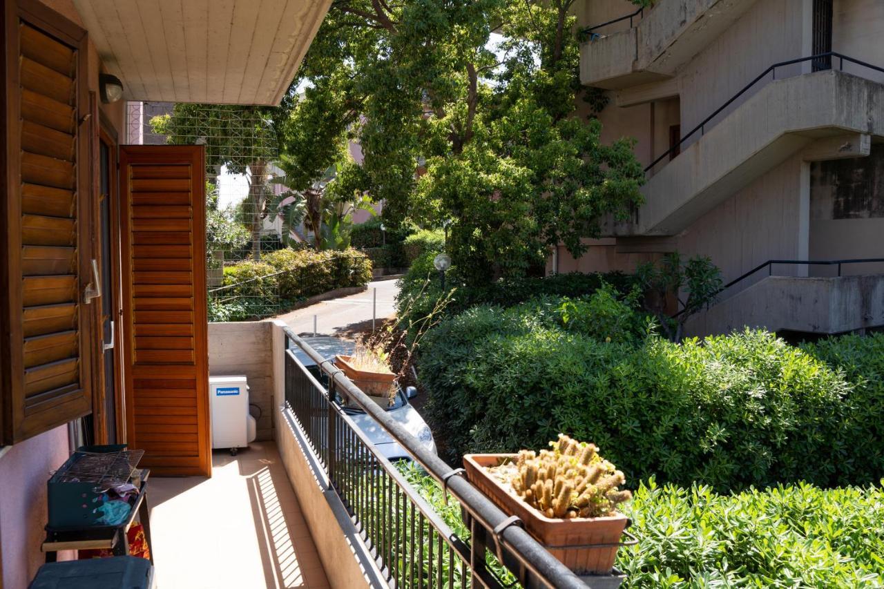 Elegant Apartment In Residence With Pool Acireale Ngoại thất bức ảnh