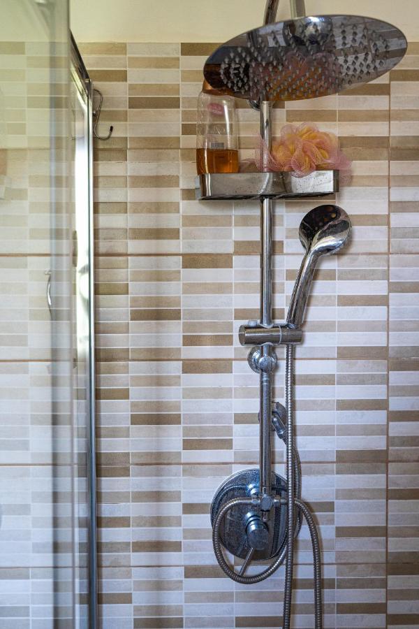 Elegant Apartment In Residence With Pool Acireale Ngoại thất bức ảnh